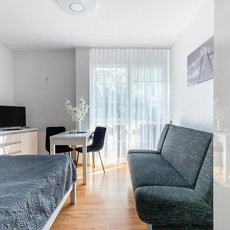 Guest house U Gorgona - Zeglarska 18 *