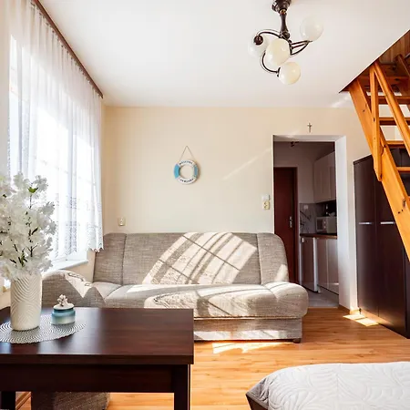 U Gorgona - Zeglarska 18 Guest house Dzwirzyno