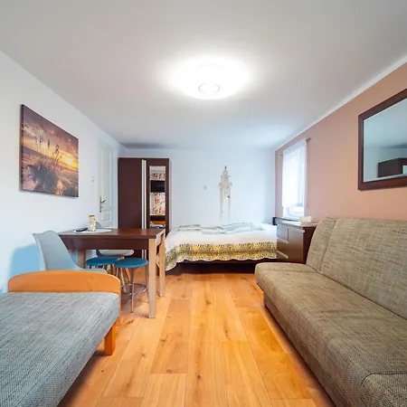 U Gorgona - Zeglarska 18 Guest house Dzwirzyno