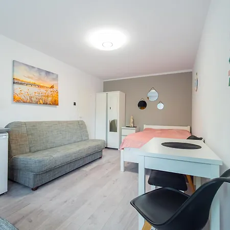 Guest house U Gorgona - Zeglarska 18 *